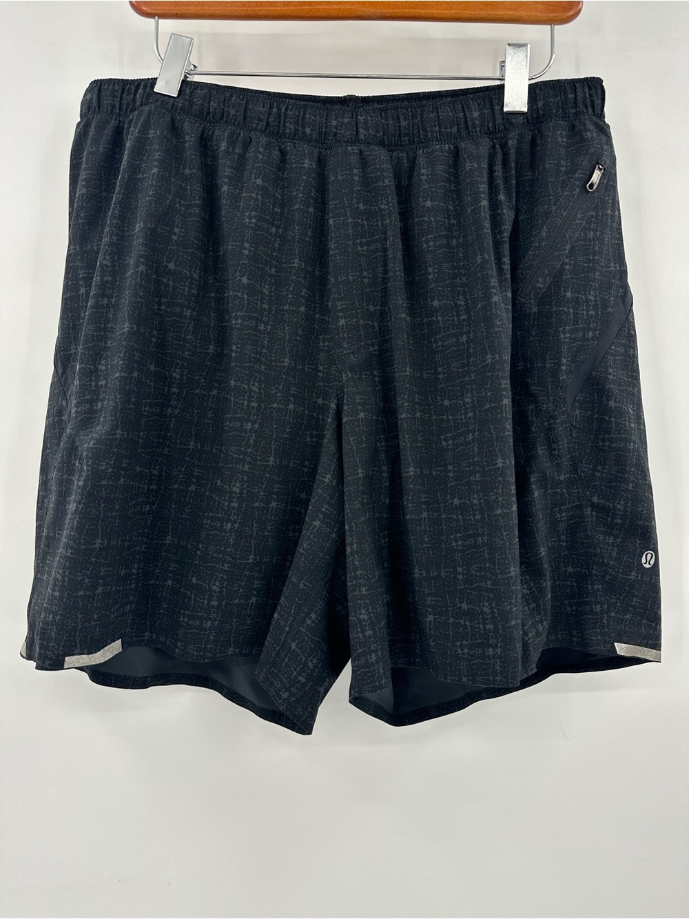 lululemon athletica Men's Black And Gray Athletic Shorts